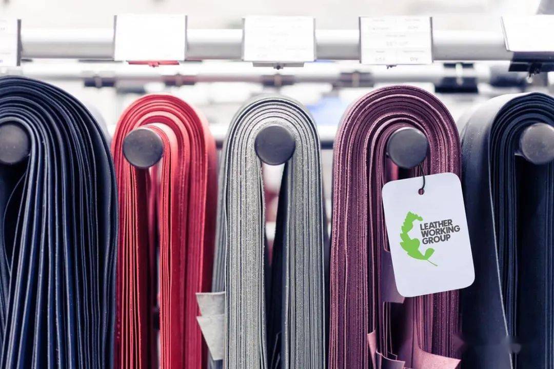 賓利成為首個(gè)獲得全球皮革工作組織認(rèn)證的汽車(chē)品牌，邁出可持續(xù)發(fā)展新步伐